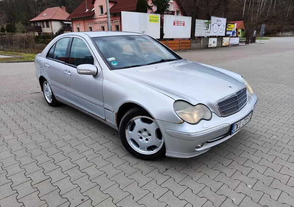 Mercedes-Benz Klasa C cena 4000 przebieg: 231168, rok produkcji 2000 z Wrocław małe 352